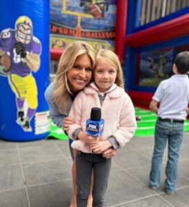 Ainsley Earhardt Bio, FNC, Net Worth, Age, Family, and Husband